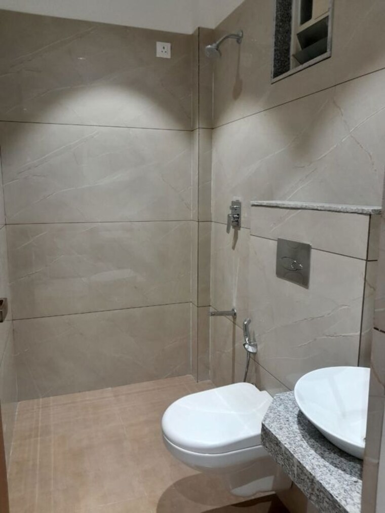 Bathroom, courtyard-meridian 4 Bedroom 2111 Sq.Ft. Apartment In Sevasi Vadodara 10637617