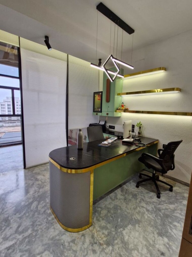 Gym, gota Commercial Office Space 700 Sq.Ft. In Gota Ahmedabad 10637635