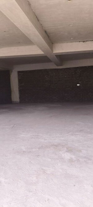 Team Area in  Showroom at Arjun Nagar – for Rent