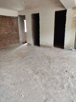  Showroom For Rent in Arjun Nagar