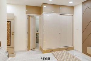Room in 3 BHK Apartment at Adani Ten BKC, Bandra East – for Rent