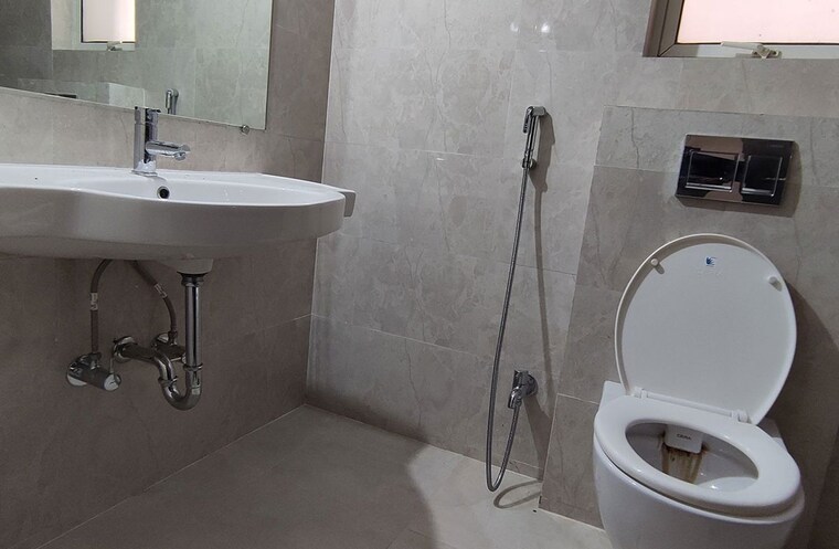 Bathroom, hinjewadi phase 3 Pg For Girls In Hinjewadi Phase 3 10637642