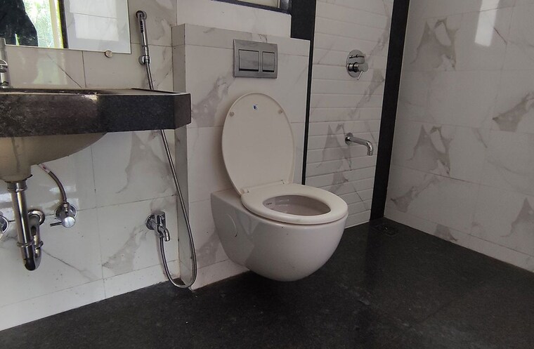 Bathroom, hinjewadi phase 3 Pg For Girls In Hinjewadi Phase 3 10637642