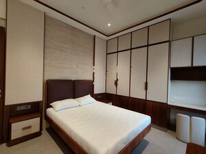 Bedroom in 2 BHK Apartment at Marathon Monte South, Byculla West – for Rent