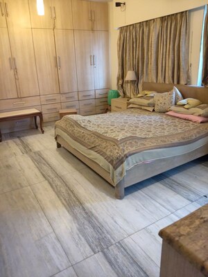 Bedroom in 4 BHK Apartment at Indra Darshan Apartment, Andheri West – for Sale