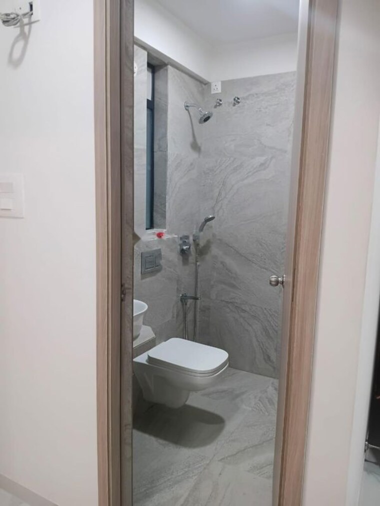 Bathroom, kalpataru-magnus 3 Bedroom 1700 Sq.Ft. Apartment In Bandra East Mumbai 10637667