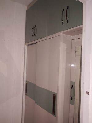 Room in 2 BHK Apartment at LDA Srijan Apartments, Aliganj – for Rent