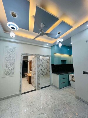 Living Room in 1 BHK Builder Floor at Dlf Ankur Vihar – for Sale