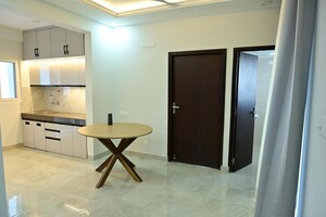Room in 3 BHK Penthouse at E Square Aspire, Gomti Nagar – for Sale