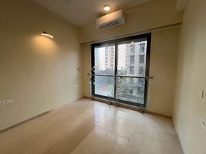 Room in 2 BHK Apartment at L And T Rejuve 360, Mulund West – for Rent