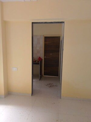 Room in 1 BHK Apartment at Morya residency Nalasopra, Nalasopara West – for Rent