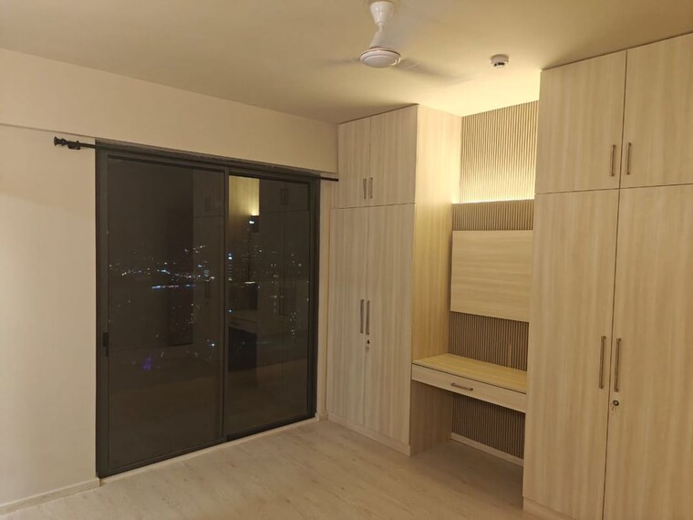 Room, m3m-sky-city 3 Bedroom 1828 Sq.Ft. Apartment In Sector 65 Gurgaon 10637729