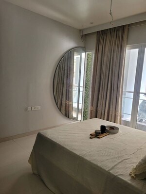 Room in 3 BHK Apartment at Yash Vastu Park Land Homes, Ghorpadi – for Sale