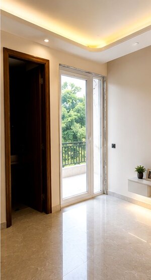 Room in 3 BHK Builder Floor at Anant Raj Ashok Estate, Sector 63a – for Rent
