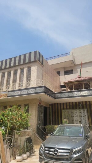 6+ BHK Villa For Sale in Palam Vihar