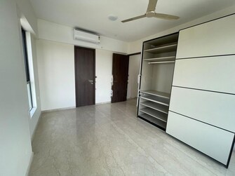 3 BHK 1840 Sq.Ft. Apartment in Kalpataru Magnus
