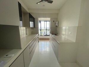 Building Lobby in 3 BHK Apartment at Kalpataru Magnus, Bandra East – for Rent