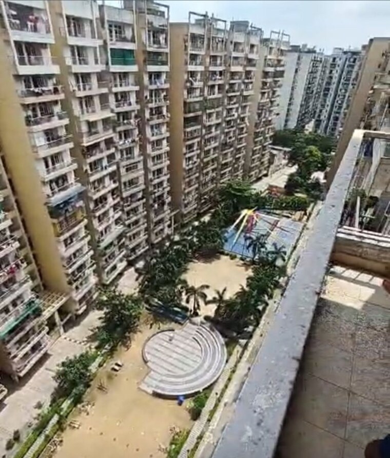 Exterior View, proview-officer-city-2 2 Bedroom 995 Sq.Ft. Apartment In Raj Nagar Extension Ghaziabad 10634388