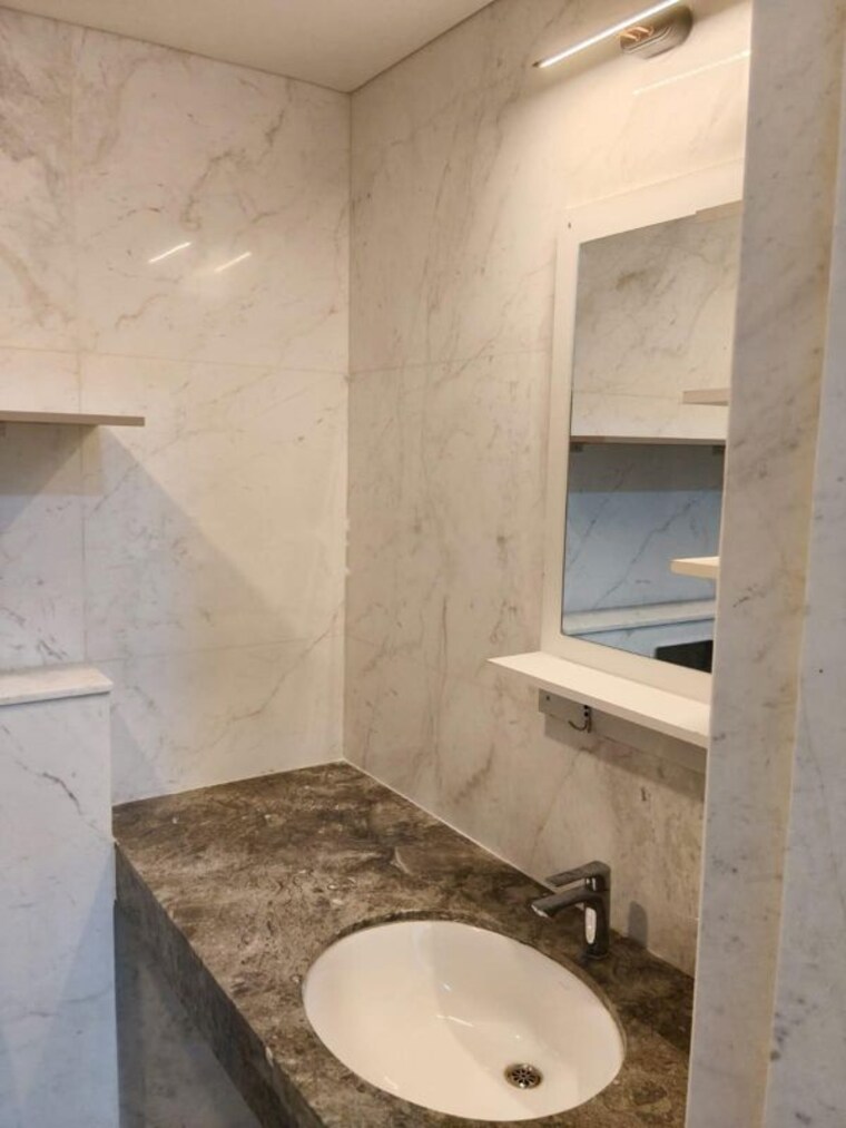 Bathroom, lodha-bellagio 2.5 Bedroom 1258 Sq.Ft. Apartment In Powai Mumbai 10637809