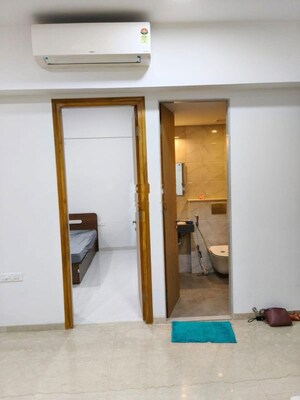 2.5 BHK Apartment For Rent in Lodha Bellagio, Powai