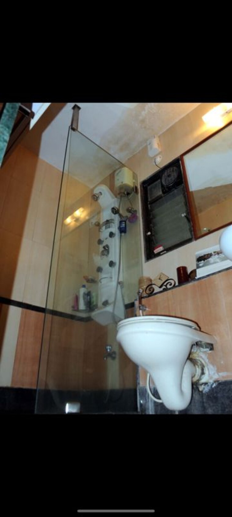 Bathroom, anu-apartment-vile-parle 2 Bedroom 850 Sq.Ft. Apartment In Vile Parle West Mumbai 10637812