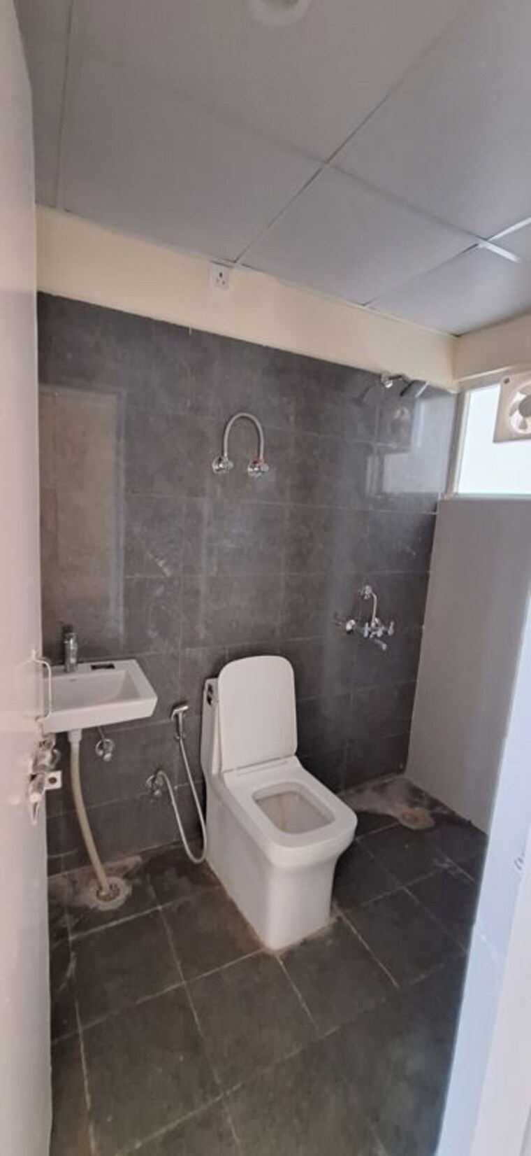 Bathroom, gls-avenue-81 2 Bedroom 630 Sq.Ft. Apartment In Sector 81 Gurgaon 10637824