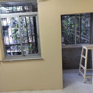  1 BHK Apartment at Khar West – for Rent