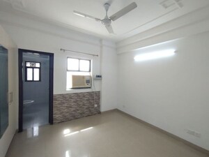 Room in 3 BHK Apartment at BPTP Freedom Park Life, Sector 57 – for Sale