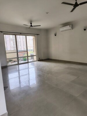 Room in 3 BHK Apartment at BPTP Freedom Park Life, Sector 57 – for Sale