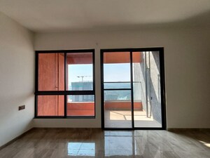 Room in 3 BHK Apartment at Mahalunge – for Rent