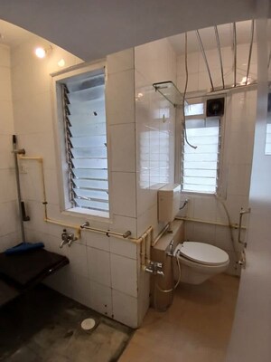 Team Area in 3 BHK Apartment at Orange Titanium Rajshree, Santacruz West – for Rent