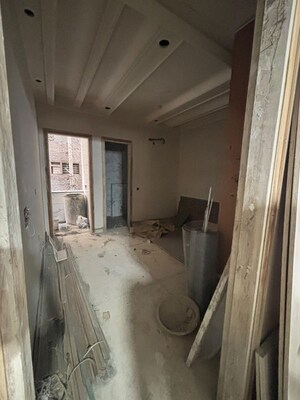 Bathroom in 3 BHK Builder Floor at Rohini Sector 16 – for Sale