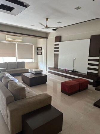 2 BHK + Prayer Room Apartment For Rent in LN Brightland CHS in Khar West, Mumbai