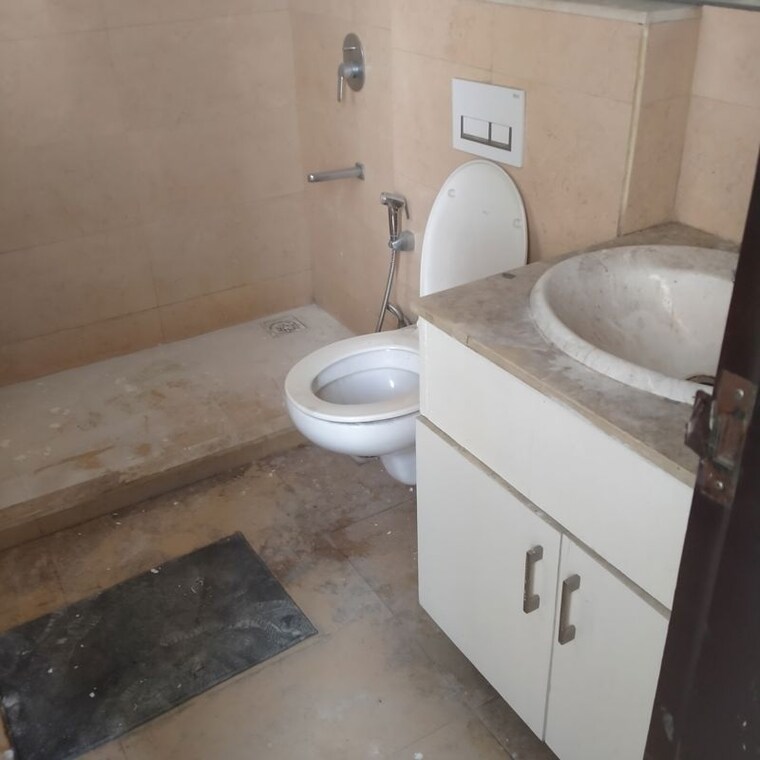 Bathroom, vipul-greens 3 Bedroom 1665 Sq.Ft. Apartment In Sector 48 Gurgaon 10637904