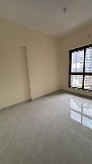Room in 1.5 BHK Apartment at Atul Horizon, Bhandup West – for Rent