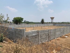  Plot For Sale in Isnapur