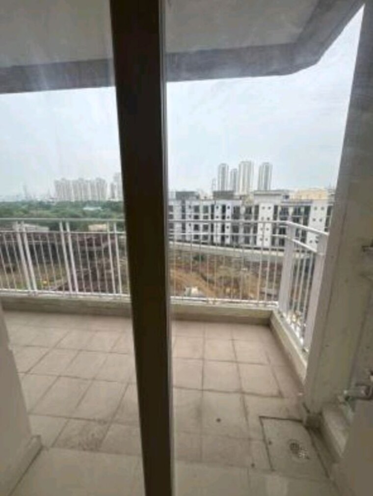Balcony, gls-avenue-81 2 Bedroom 630 Sq.Ft. Apartment In Sector 81 Gurgaon 10637930