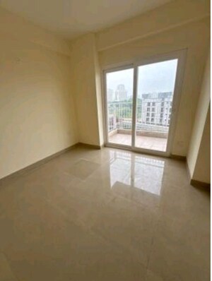 2 BHK Apartment For Rent in GLS Avenue 81, Sector 81