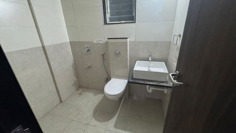 Bathroom, suyog-padmavati-hills 2 Bedroom 1250 Sq.Ft. Apartment In Bavdhan Pune 10637994