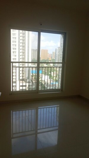 Room in 2 BHK Apartment at Godrej Nurture Pune, Mamurdi – for Rent