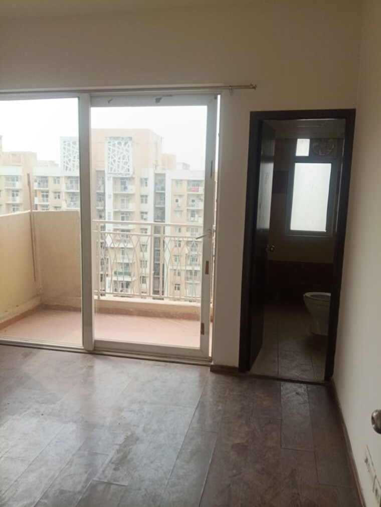 Room, mahagun-my-woods 3 Bedroom 1225 Sq.Ft. Apartment In Sector 16c Greater Noida Greater Noida 10638019
