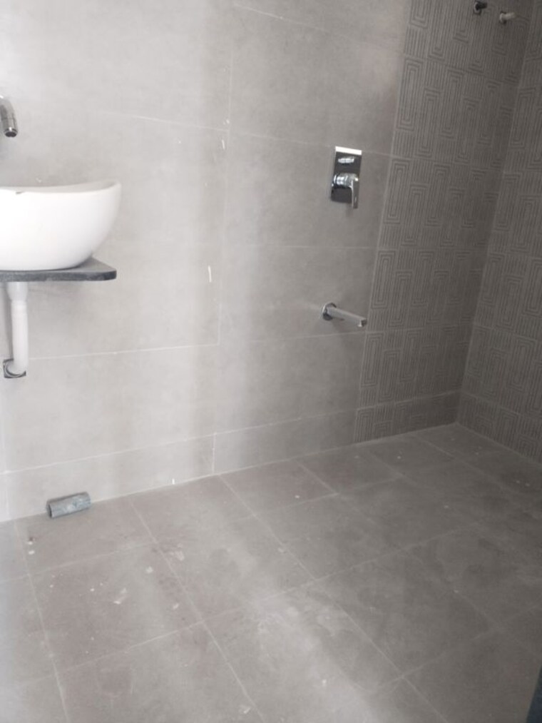 Bathroom, karanjade 1 Bedroom 690 Sq.Ft. Apartment In Karanjade Navi Mumbai 10638040