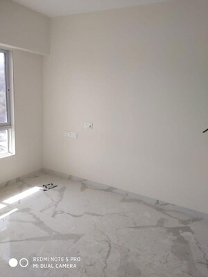 Room in 1 BHK Apartment at Blumen Apartments, Vikhroli West – for Rent