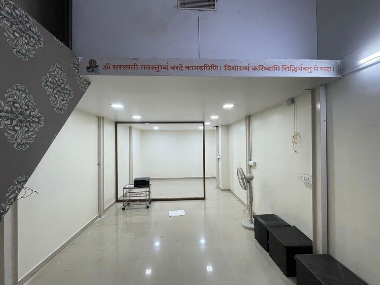 undefined, rustomjee-eaze-zone-mall Commercial Office Space 270 Sq.Ft. In Malad West Mumbai 10638070