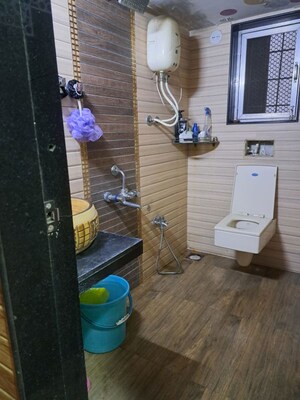 Bathroom in 3 BHK Apartment at Paras Dev Paradise Mira, Mira Road – for Sale