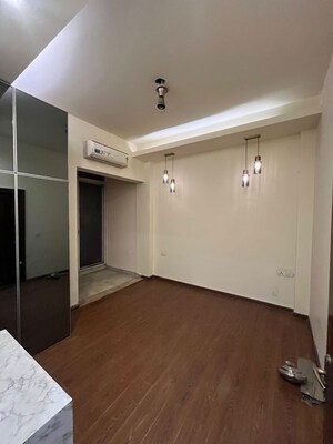 Room in 3 BHK Builder Floor at Ansal API Esencia, Sector 67 – for Rent