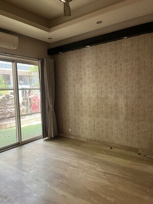 Room in 3 BHK Builder Floor at Ansal API Esencia, Sector 67 – for Rent