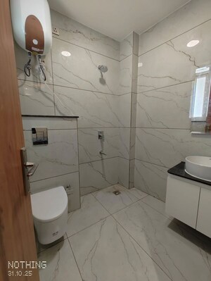 Bathroom in 3 BHK Builder Floor at Dlf Phase ii – for Rent