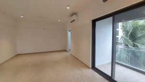 Room in 4 BHK Apartment at Adani Ten BKC, Bandra East – for Rent