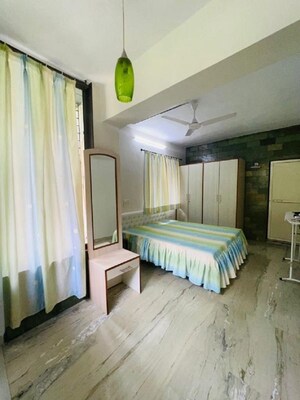 Bedroom in 2 BHK Apartment at Bandra West – for Rent
